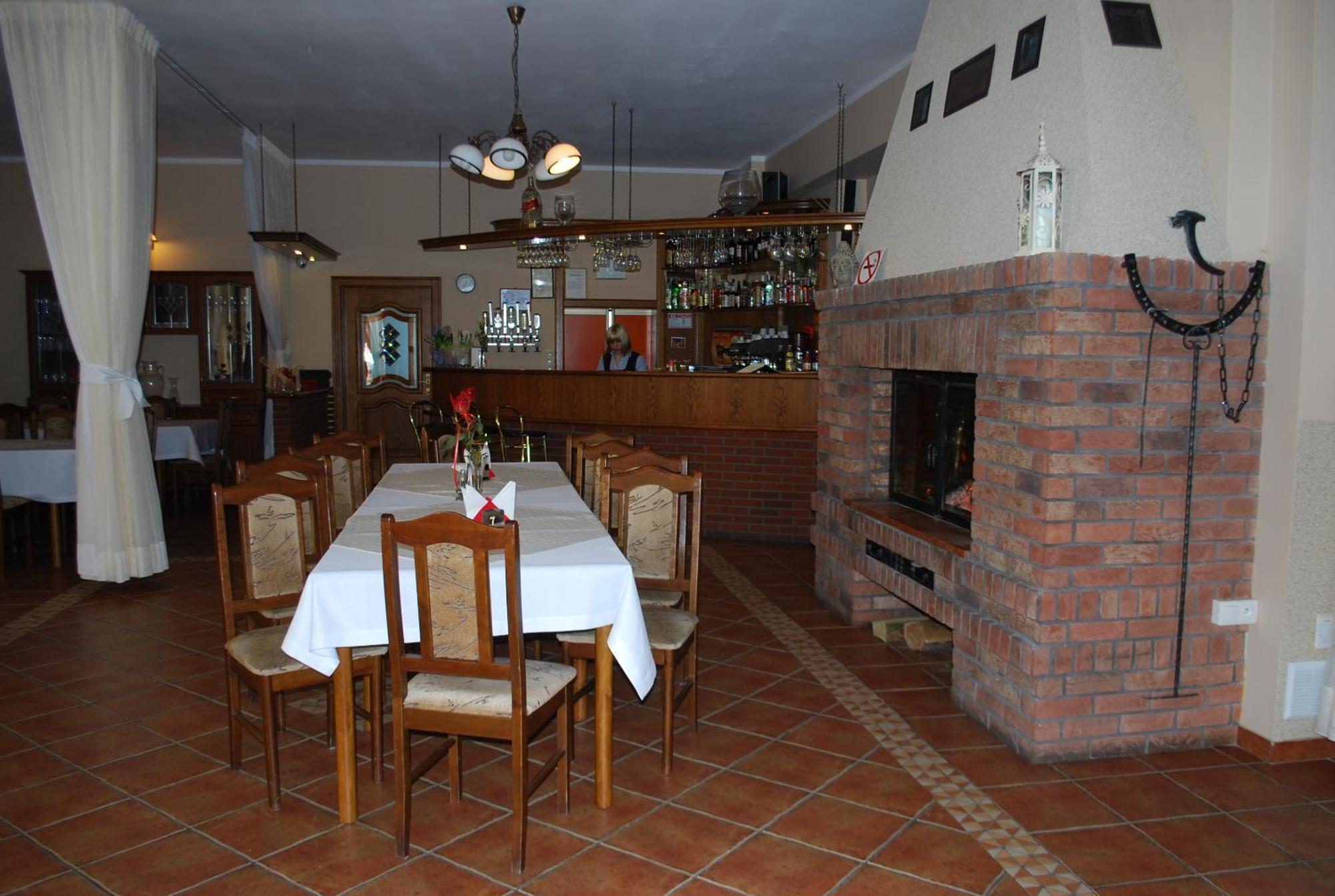 Hotel Anka Słubice Εξωτερικό φωτογραφία